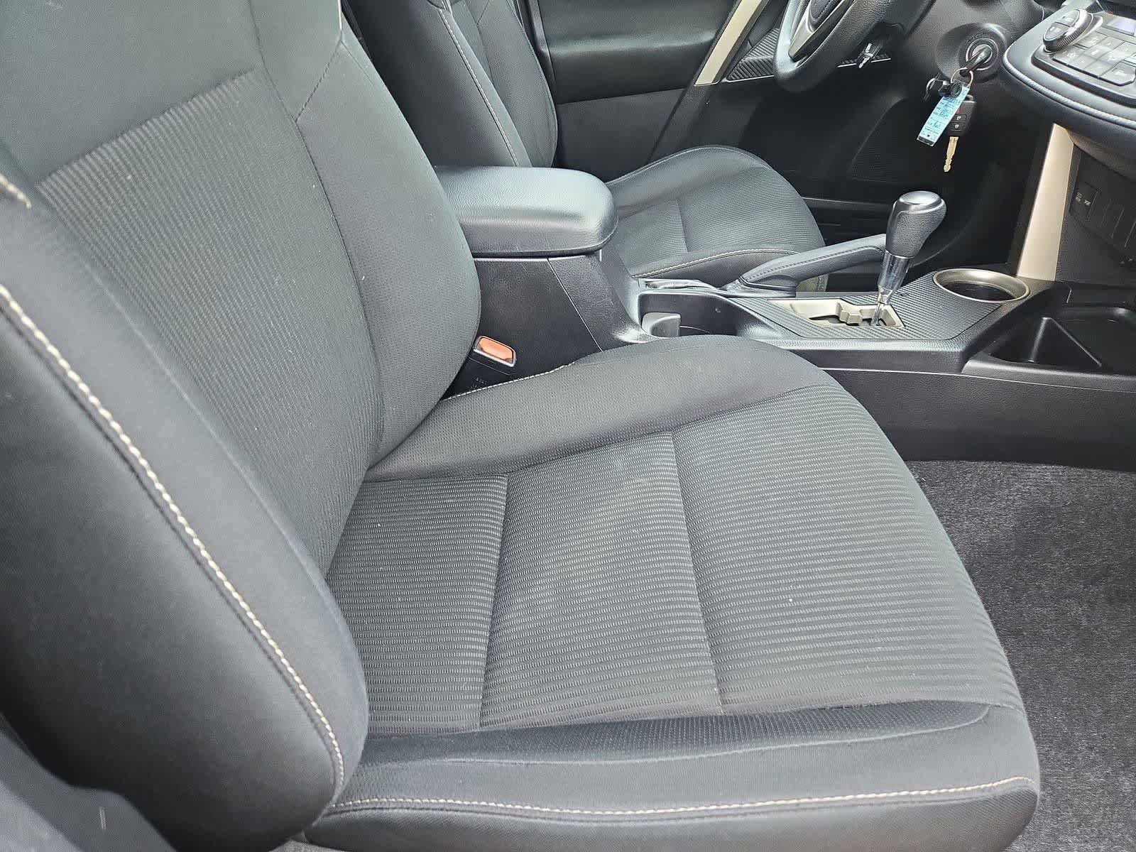 Used 2014 Toyota RAV4 XLE FWD image 22