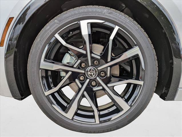 New 2026 Toyota Prius Plug-In Hybrid FWD image 10