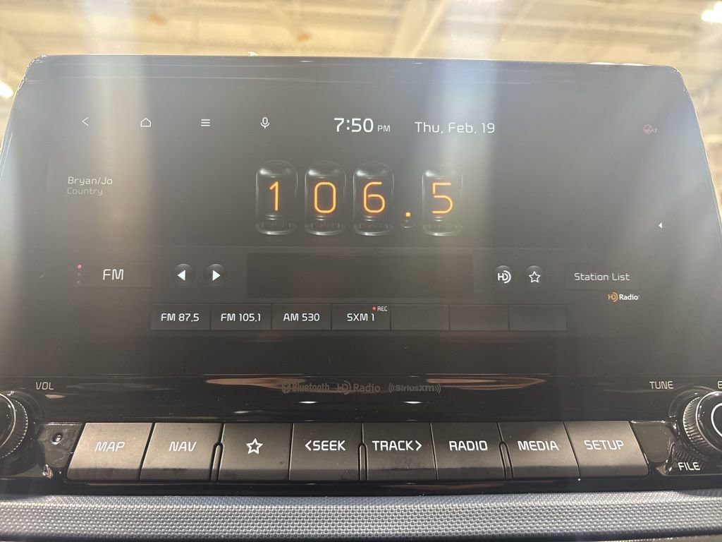 Used 2022 Kia Seltos Nightfall Edition image 11