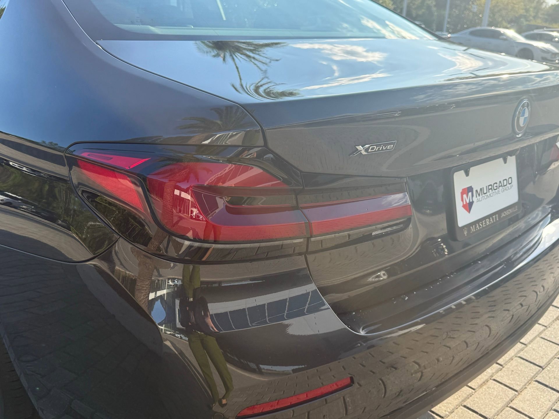 Used 2023 BMW 530e xDrive w/ Premium Package image 13