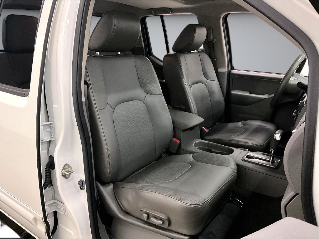 Used 2019 Nissan Frontier SL AWD/4WD image 30