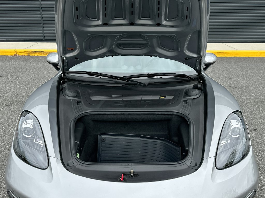 Used 2018 Porsche 718 Cayman GTS RWD image 27