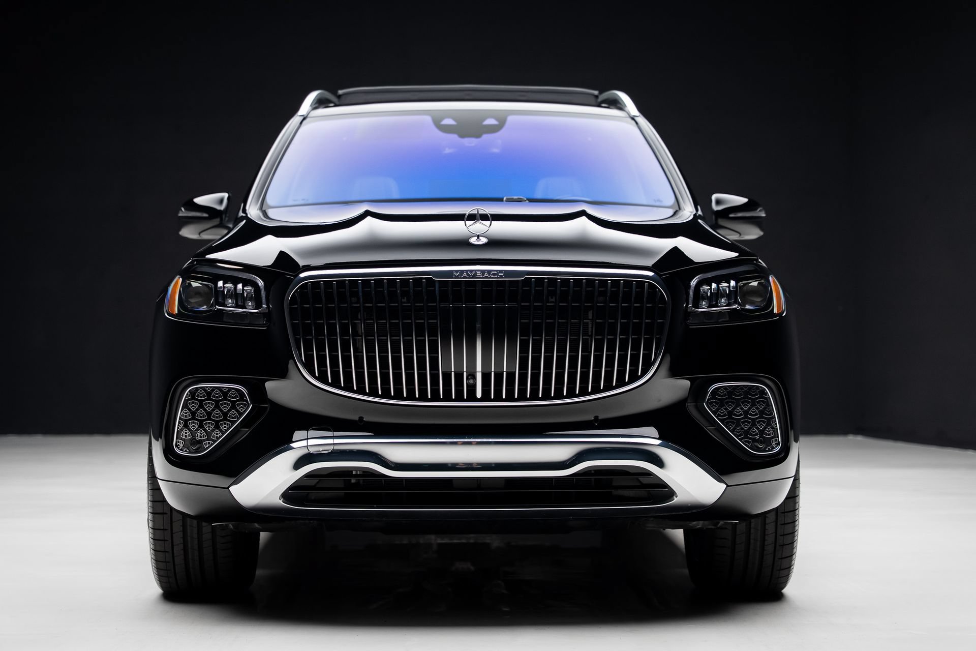 Used 2024 Mercedes-Benz Maybach GLS 600 4MATIC image 8