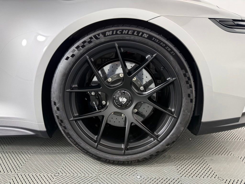 Certified 2026 Porsche 911 GT3 RWD image 12