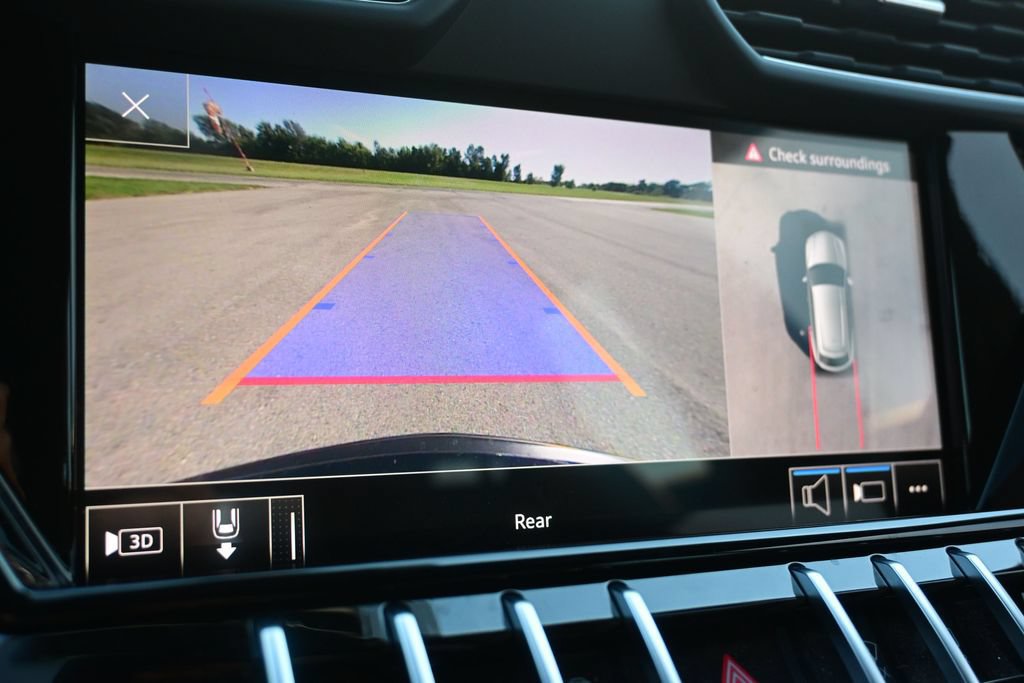 Used 2020 Lamborghini Urus AWD/4WD image 17