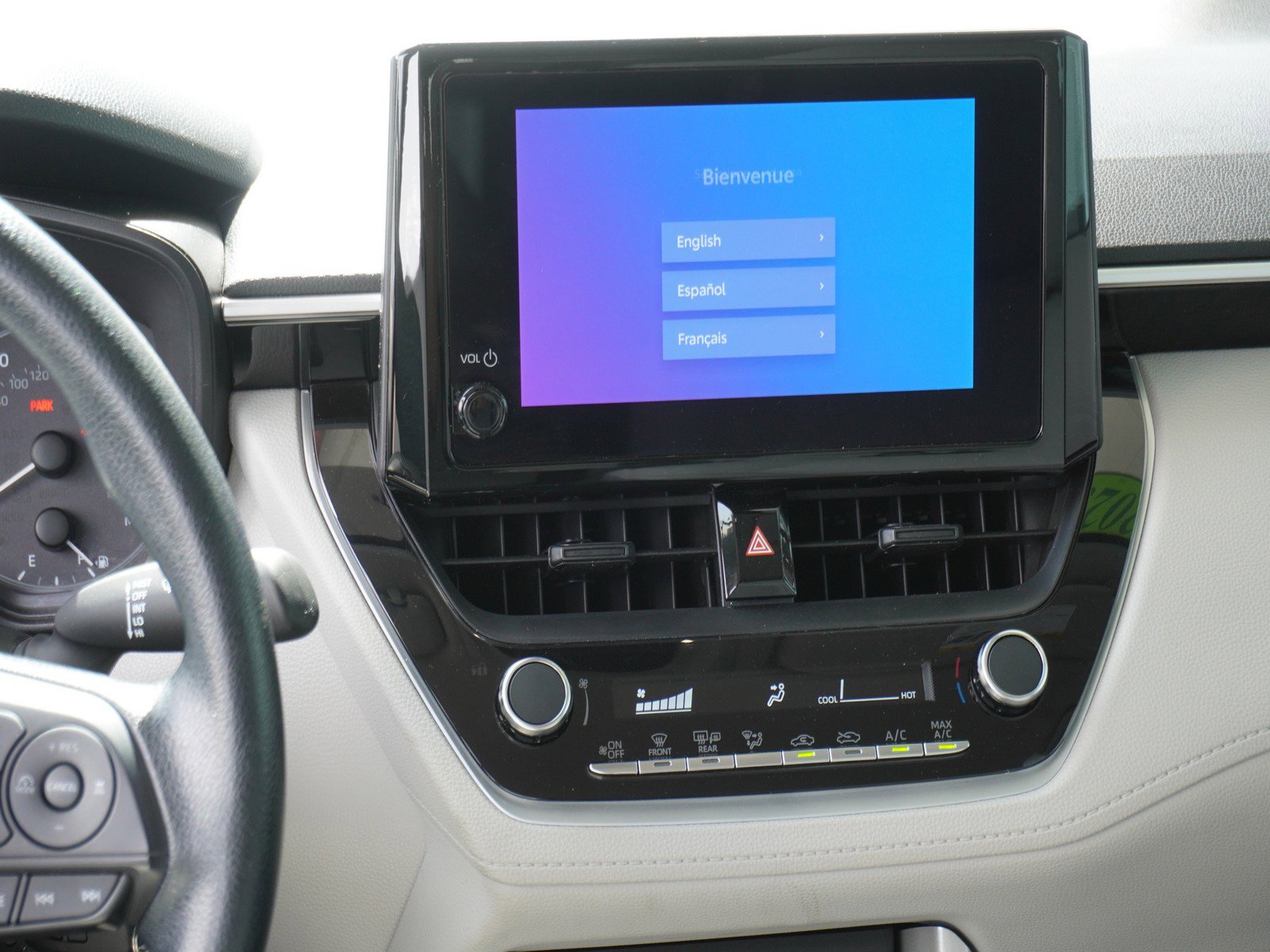 Used 2025 Toyota Corolla Cross L FWD image 14
