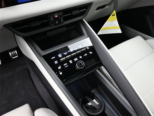 New 2025 Porsche Macan Turbo Electric image 10