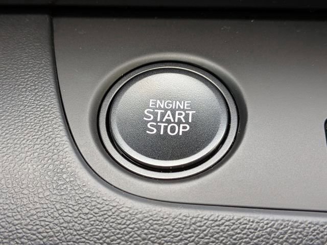 Certified 2025 Hyundai Elantra SEL FWD image 25