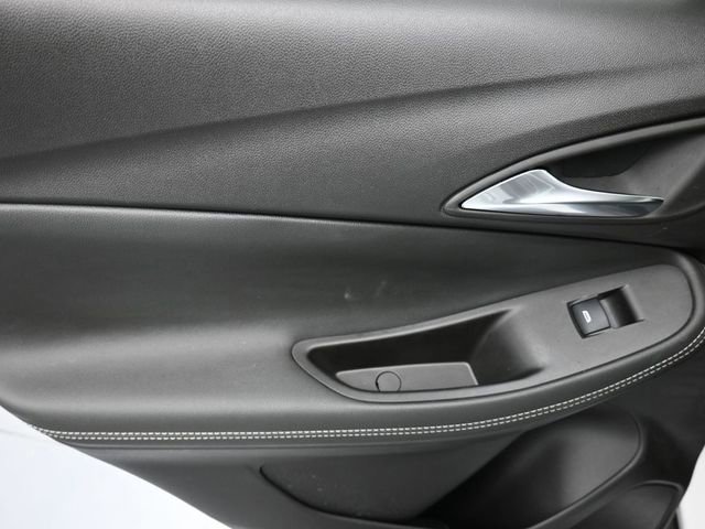 Used 2023 Buick Encore GX Select w/ Experience Buick Package image 19