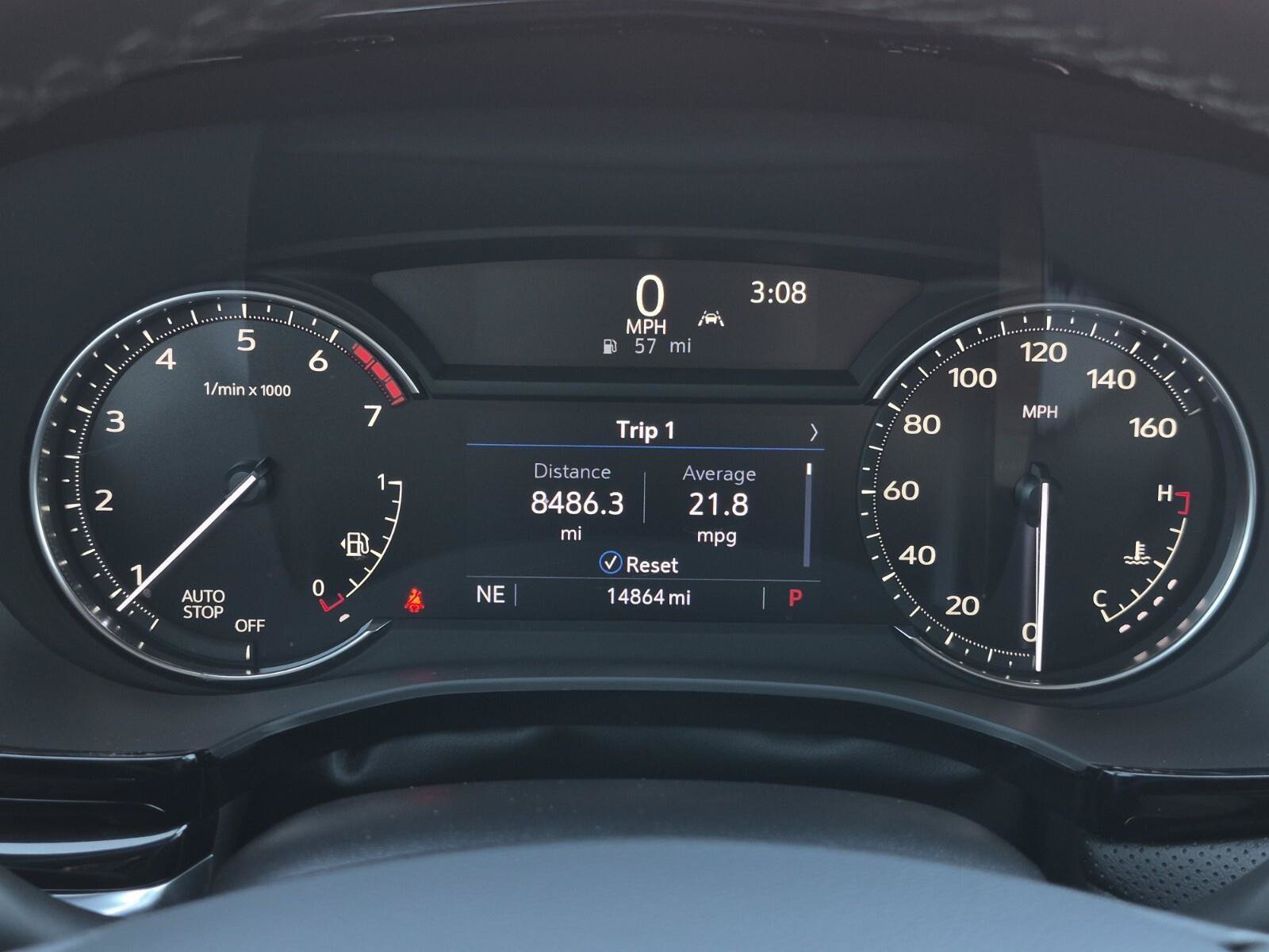 Used 2025 Cadillac XT6 Luxury FWD image 24