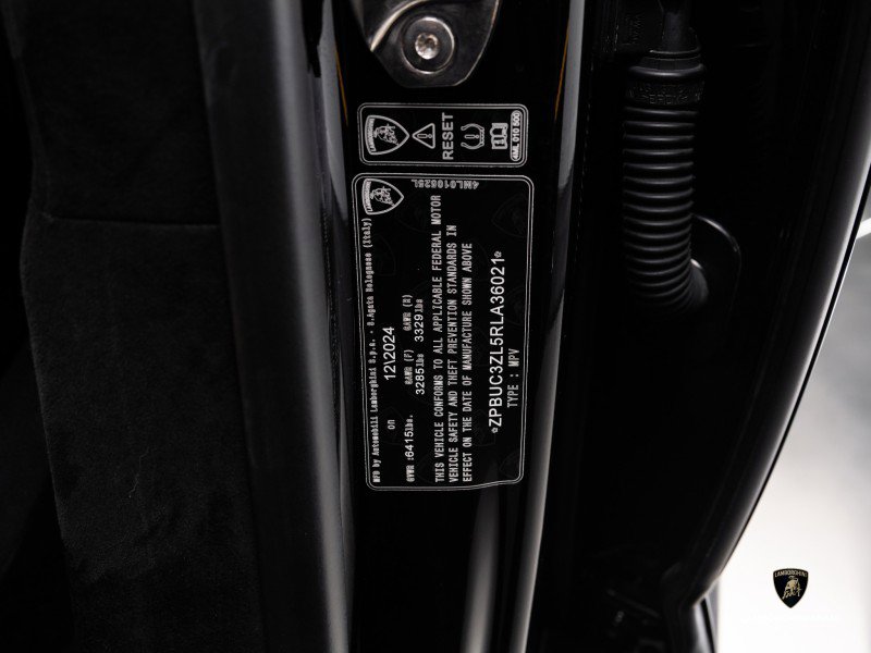 Used 2024 Lamborghini Urus Performante image 52