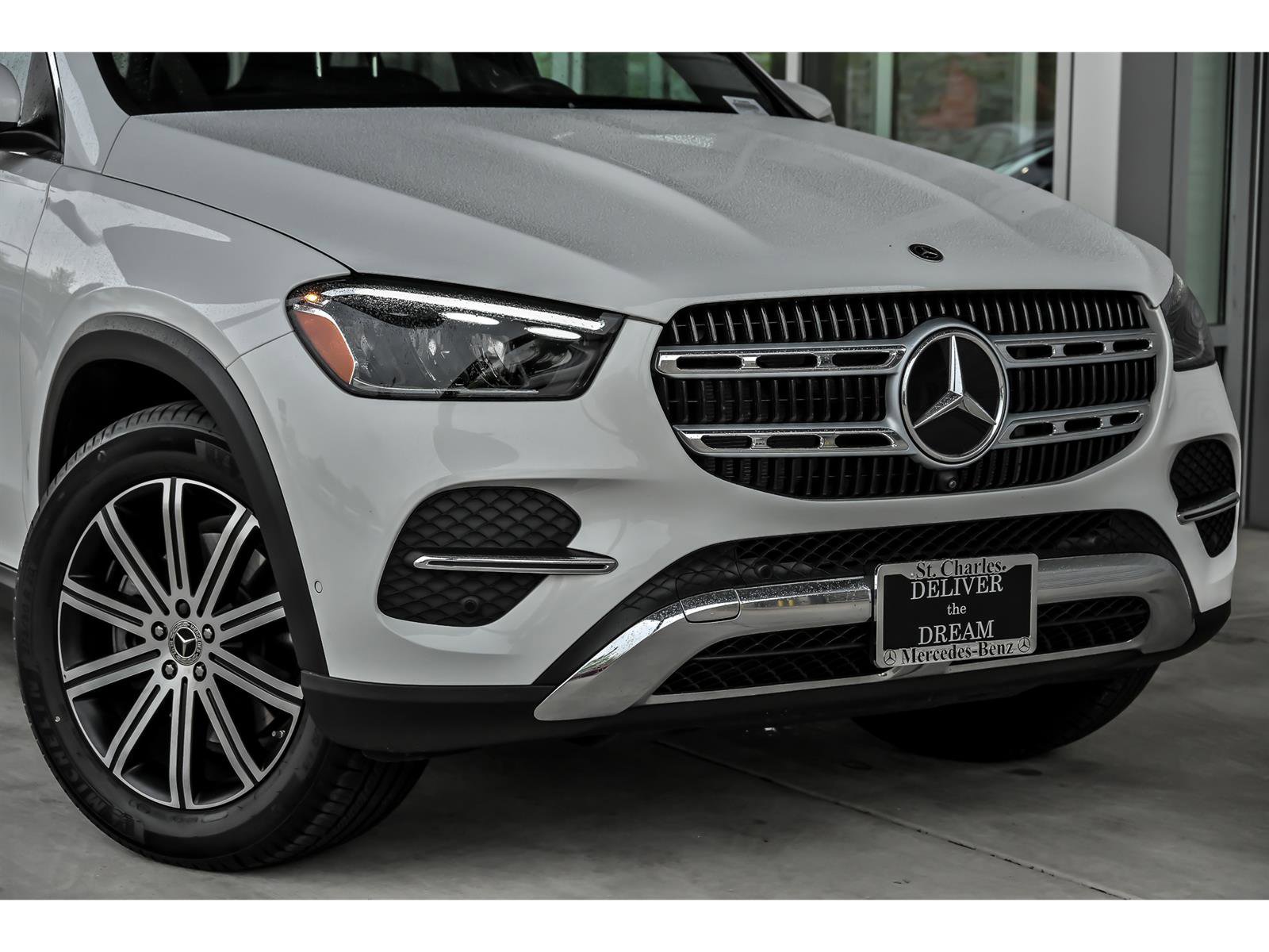 Certified 2024 Mercedes-Benz GLE 350 4MATIC image 2