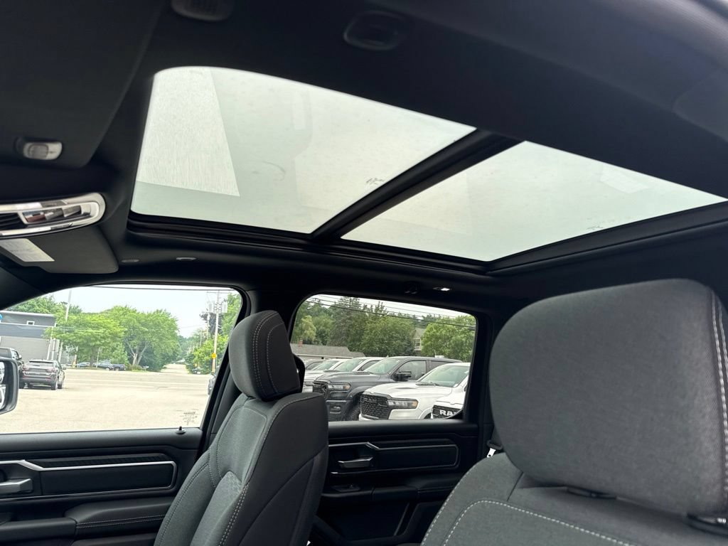 New 2026 RAM 1500 Big Horn AWD/4WD image 16