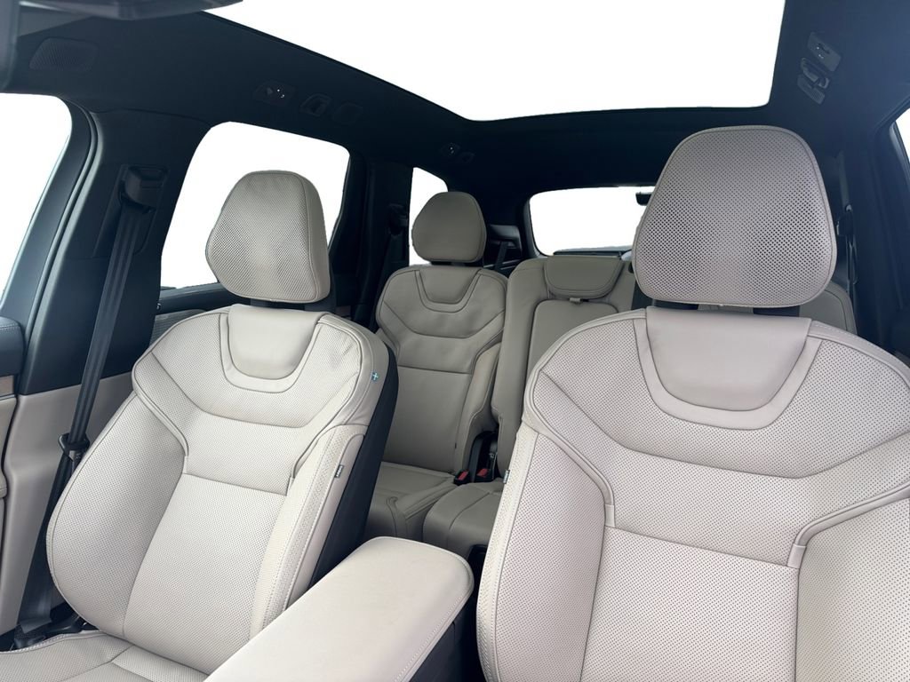 New 2026 Volvo EX90 Ultra image 20