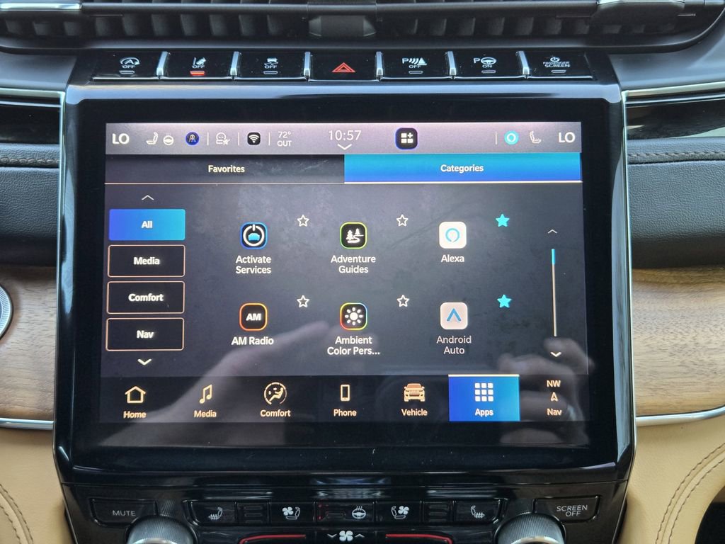 Used 2025 Jeep Grand Cherokee Summit image 15