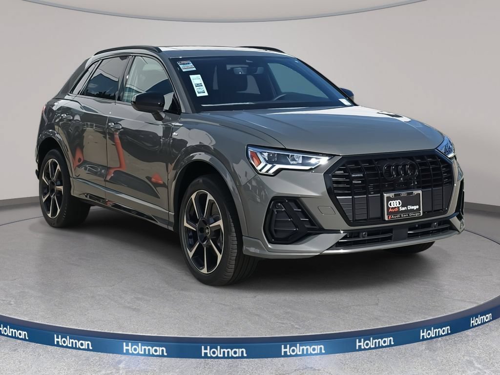 Certified 2025 Audi Q3 2.0T Premium Plus w/ Premium Plus Package AWD/4WD image 1