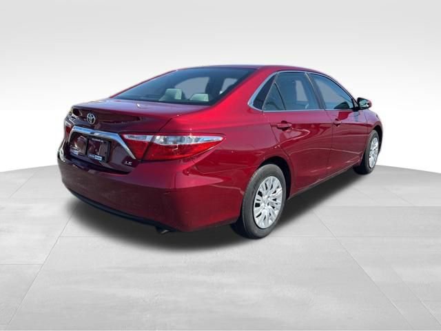 Used 2016 Toyota Camry LE FWD image 7