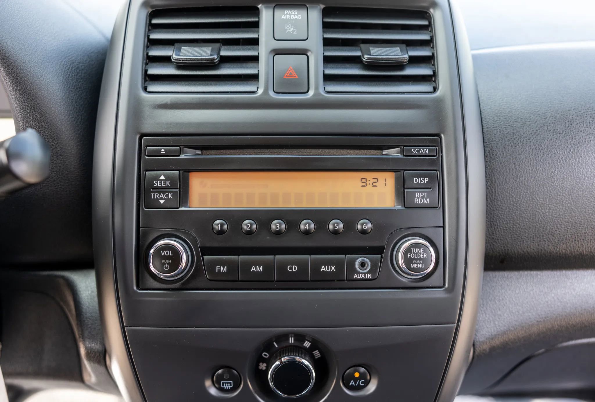 Used 2018 Nissan Versa S Plus image 21