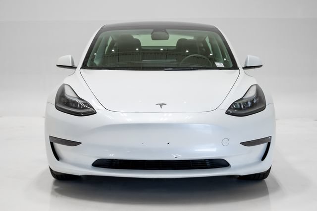 Used 2023 Tesla Model 3 Standard Range RWD image 4