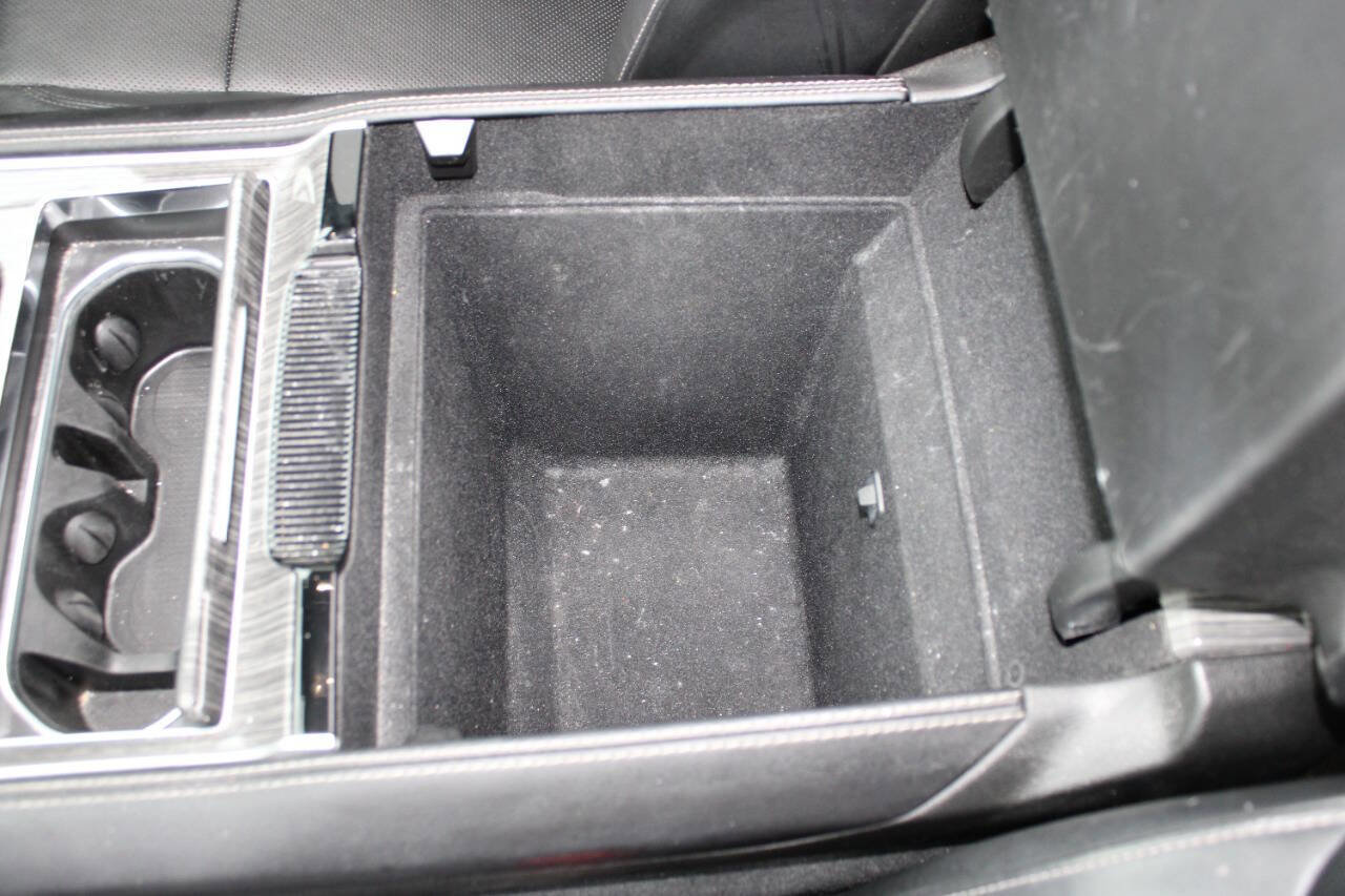 Used 2022 Jeep Wagoneer Series III w/ Premium Group I image 35