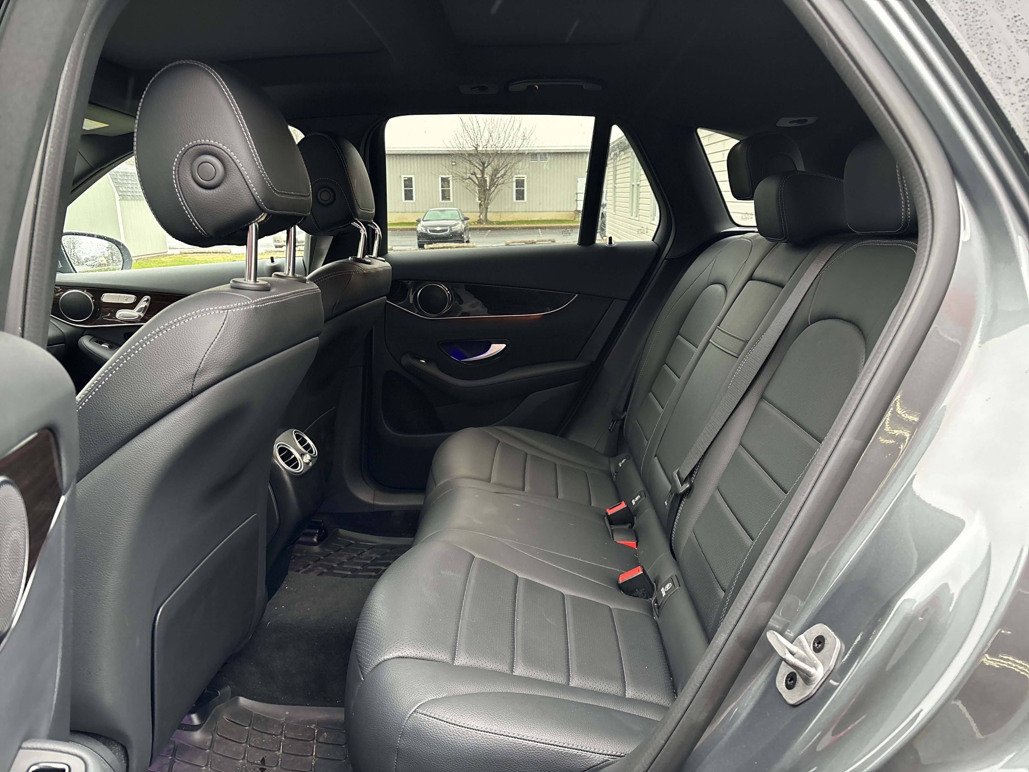 Used 2022 Mercedes-Benz GLC 300 GLC 300 image 14