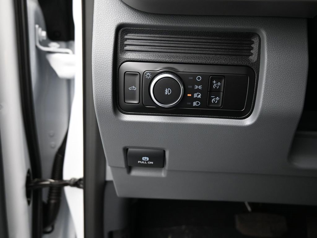 New 2026 Ford F350 XLT image 15