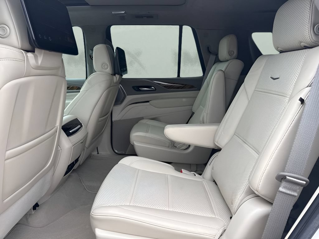 Used 2023 Cadillac Escalade Sport Platinum AWD/4WD image 13