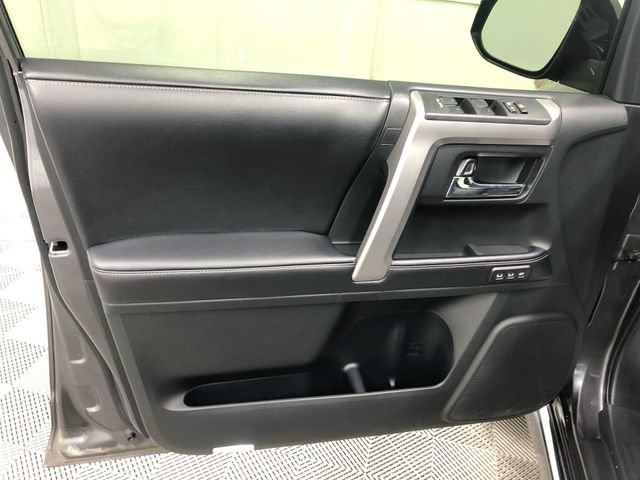 Used 2016 Toyota 4Runner Limited AWD/4WD image 13