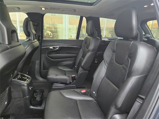 Used 2020 Volvo XC90 T8 Momentum w/ Protection Package image 18