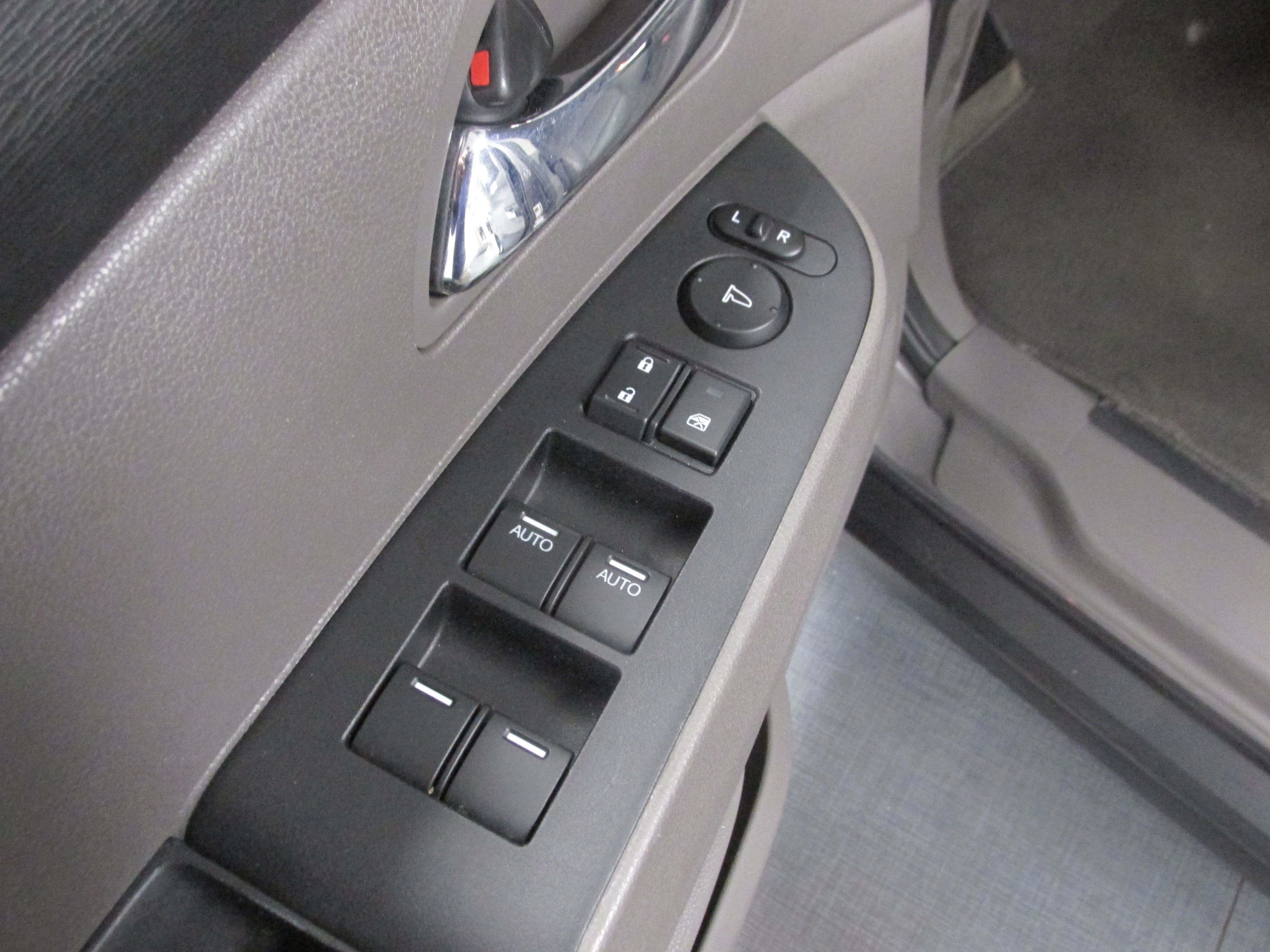 Used 2016 Honda Odyssey EX-L image 30