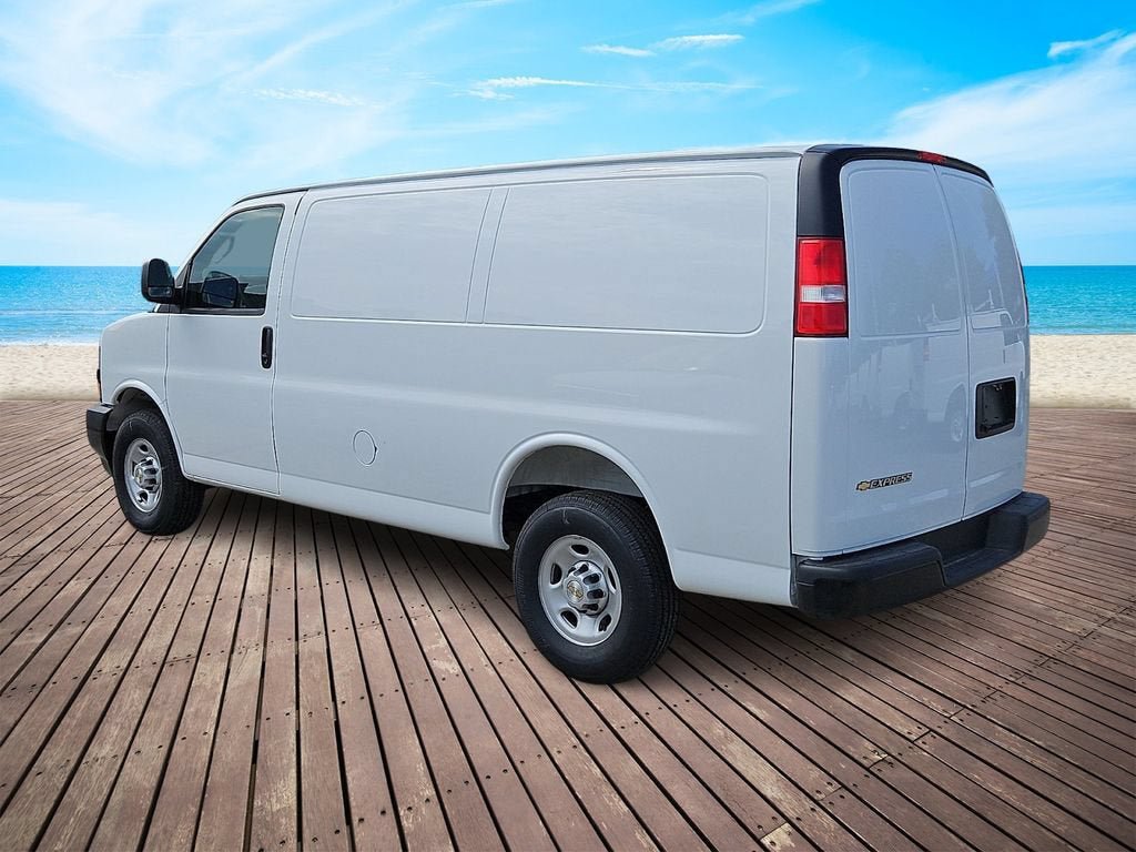 New 2026 Chevrolet Express 2500 w/ Driver Convenience Package RWD image 4