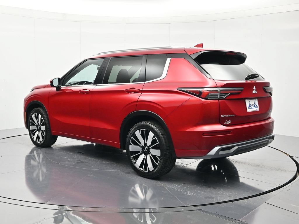 Used 2025 Mitsubishi Outlander SEL FWD image 7