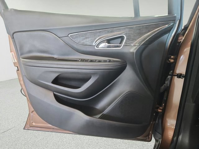 Used 2016 Buick Encore Convenience FWD image 19