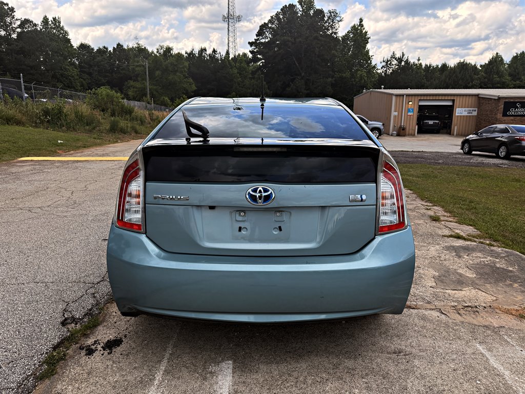 Used 2015 Toyota Prius Two FWD image 6