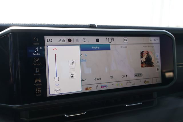 Used 2025 Jeep Gladiator Sport image 15