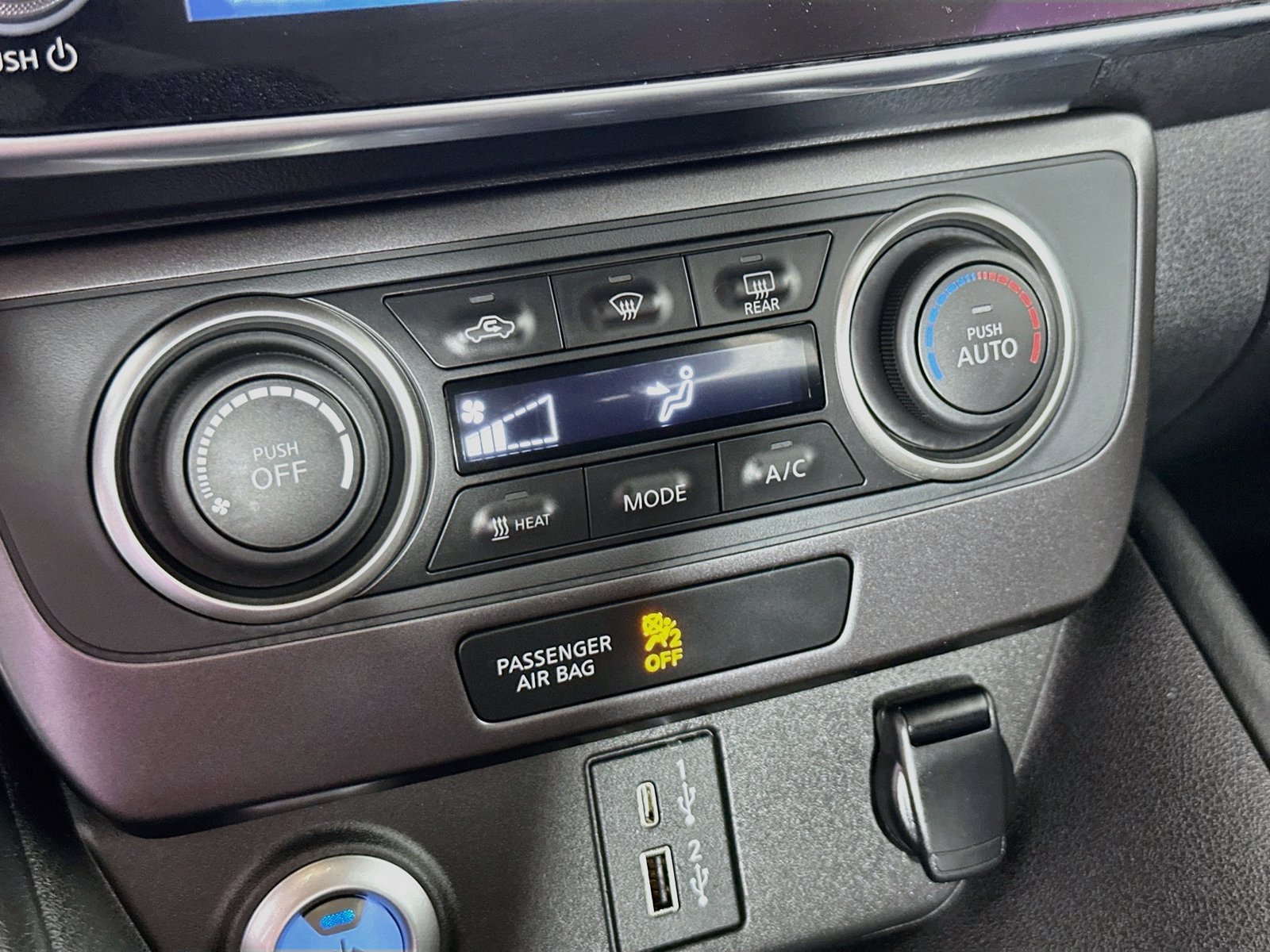 Used 2023 Nissan Leaf S FWD image 16