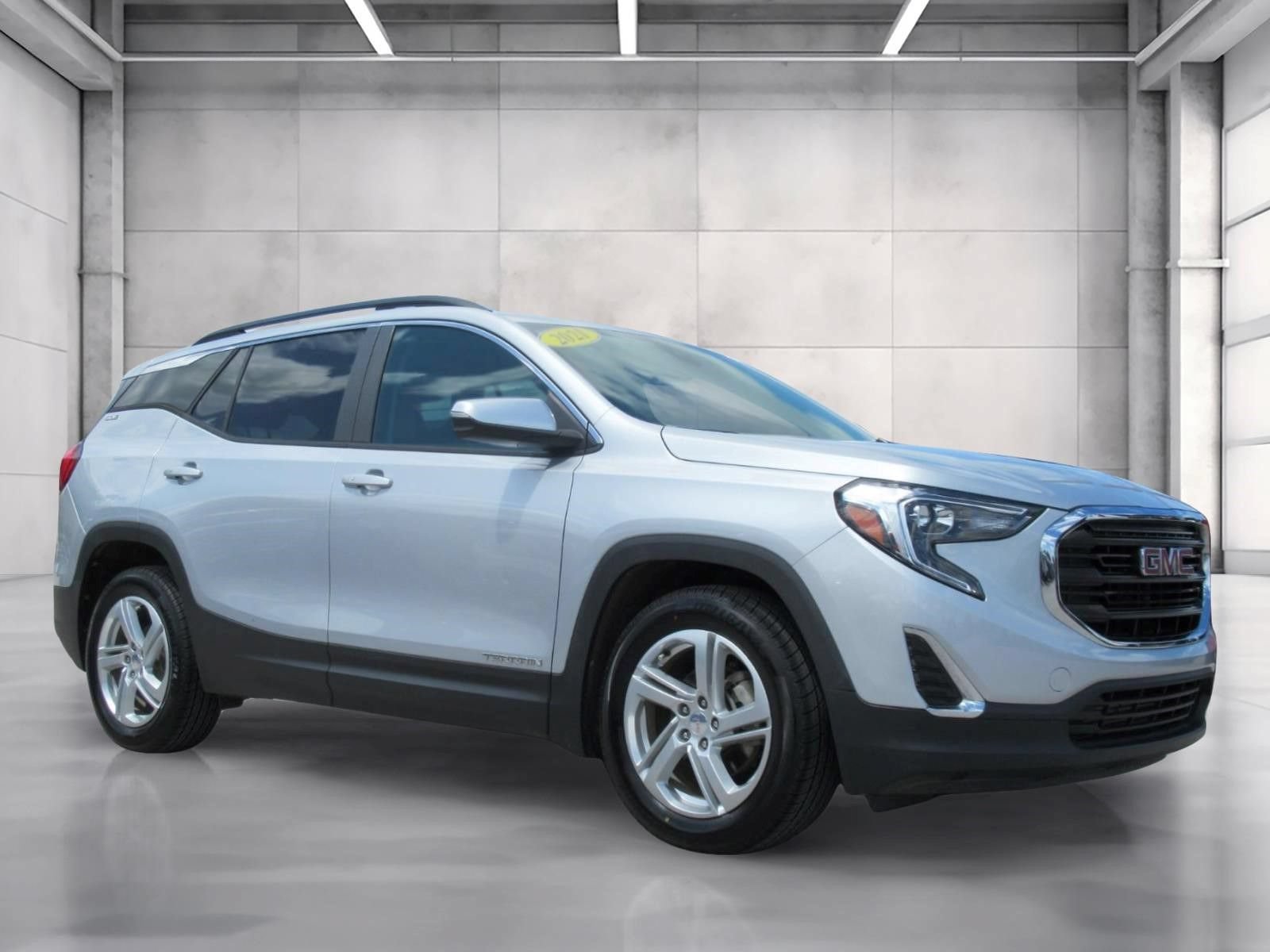 Used 2021 GMC Terrain SLE w/ Driver Convenience Package