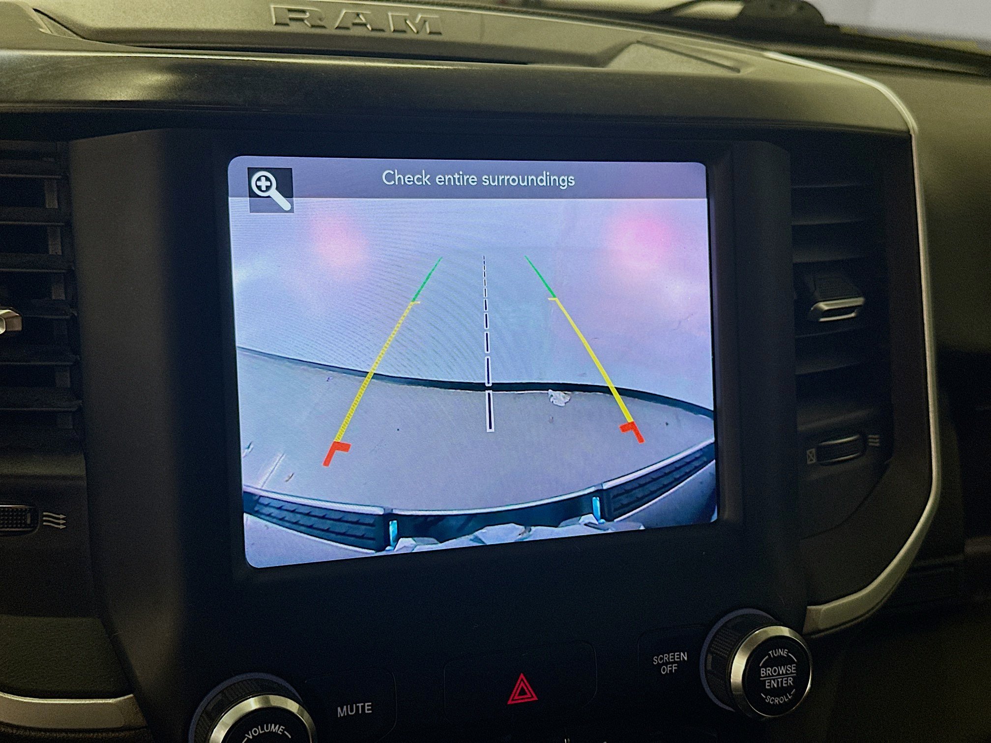 Used 2020 RAM 1500 Big Horn AWD/4WD image 22