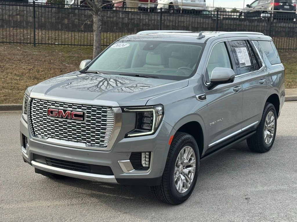 Used 2024 GMC Yukon Denali w/ Advanced Technology Package image 10