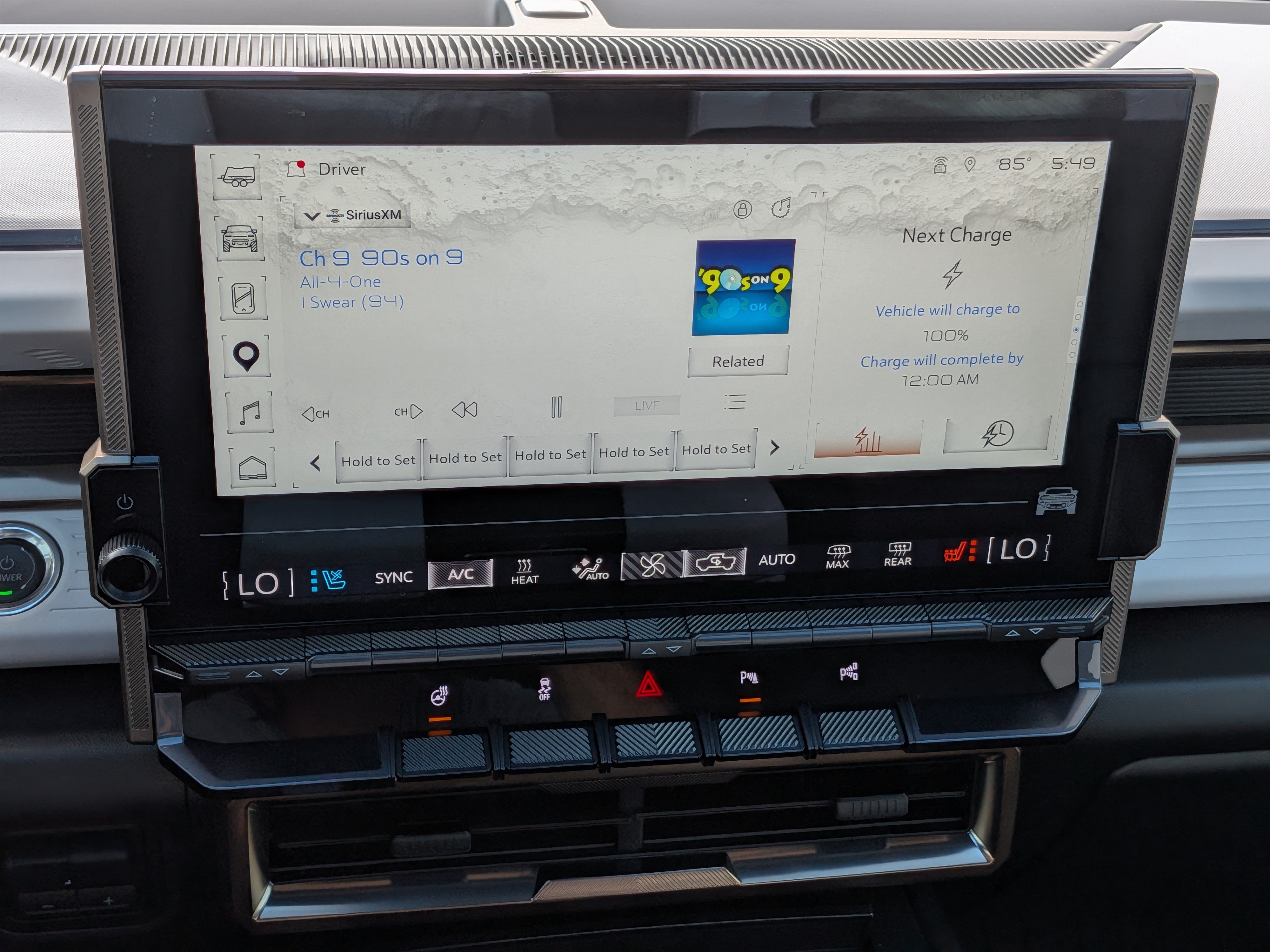 Certified 2025 GMC Hummer EV 3X w/ LPO, Sport Package AWD/4WD image 19