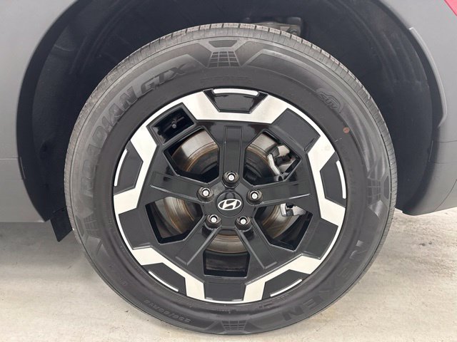 Used 2026 Hyundai Santa Fe SEL FWD image 36
