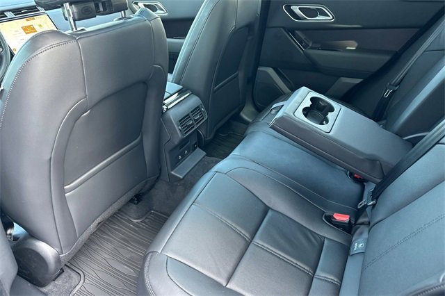 New 2026 Land Rover Range Rover Velar Dynamic SE image 11