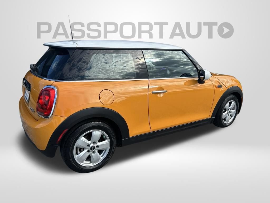 Used 2016 MINI Cooper 2-Door Hardtop FWD image 8
