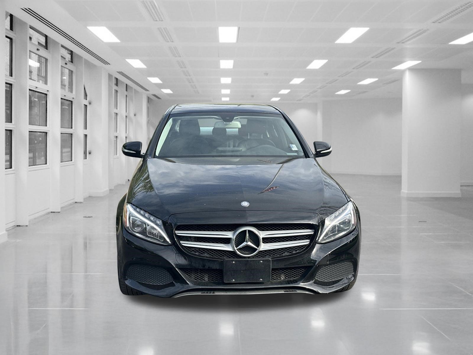 Used 2015 Mercedes-Benz C 300 4MATIC Sedan image 2