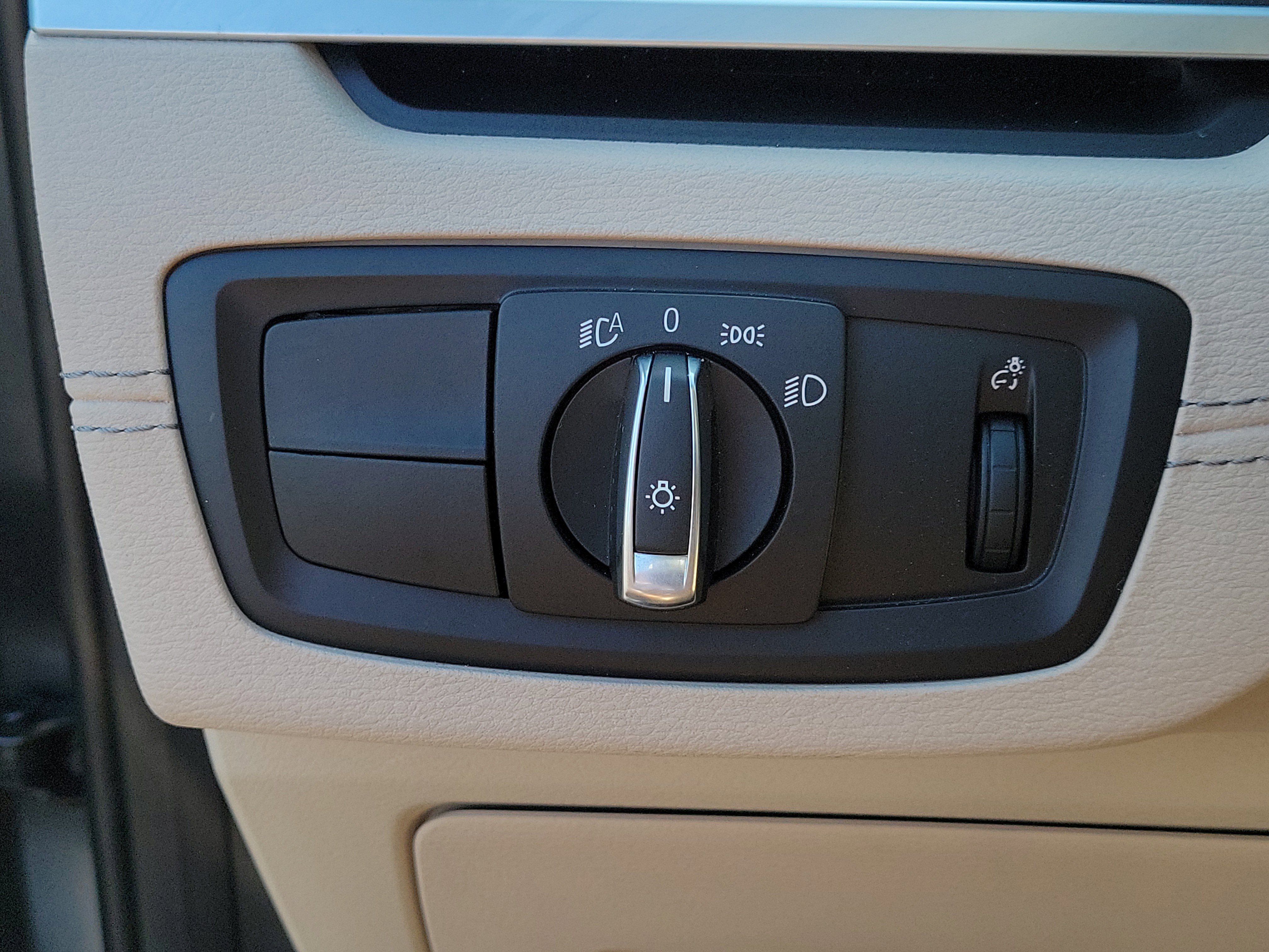 Used 2020 BMW X1 xDrive28i AWD/4WD image 33