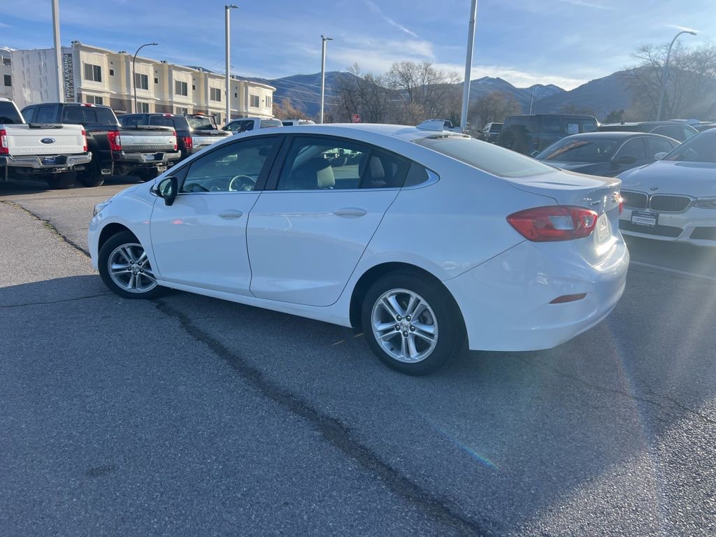 Used 2017 Chevrolet Cruze LT image 11
