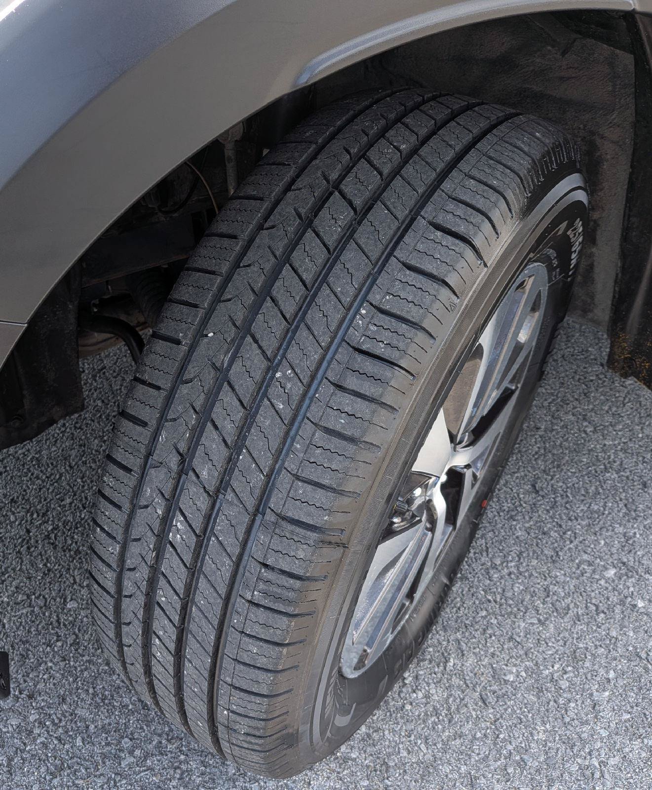 Used 2025 Subaru Outback Premium AWD/4WD image 12