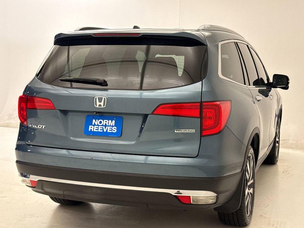 Used 2018 Honda Pilot Touring image 9