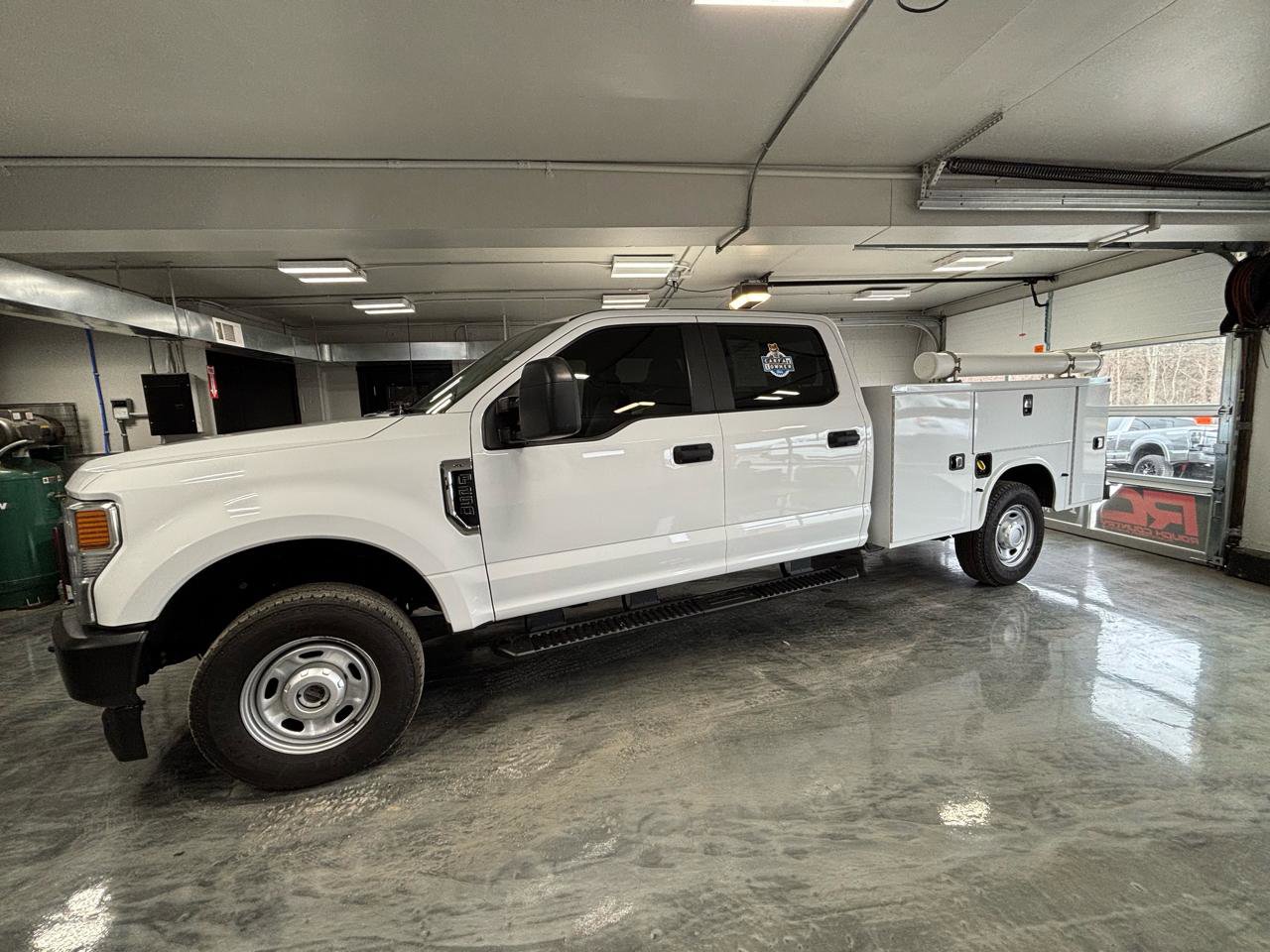 Used 2022 Ford F250 XL AWD/4WD image 7