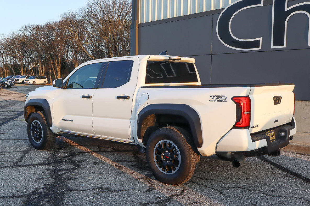 Used 2025 Toyota Tacoma TRD Off-Road image 6